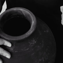Load image into Gallery viewer, Antique Pot _ Stone Black