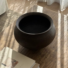 Load image into Gallery viewer, Japanese Suki Pot _ Brown