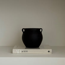 Load image into Gallery viewer, Heritage Pot _ Love Handles _ Black
