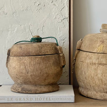 Load image into Gallery viewer, Antique Container _ Natural
