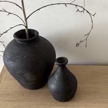 Load image into Gallery viewer, Vintage Pottery _ Stone Black
