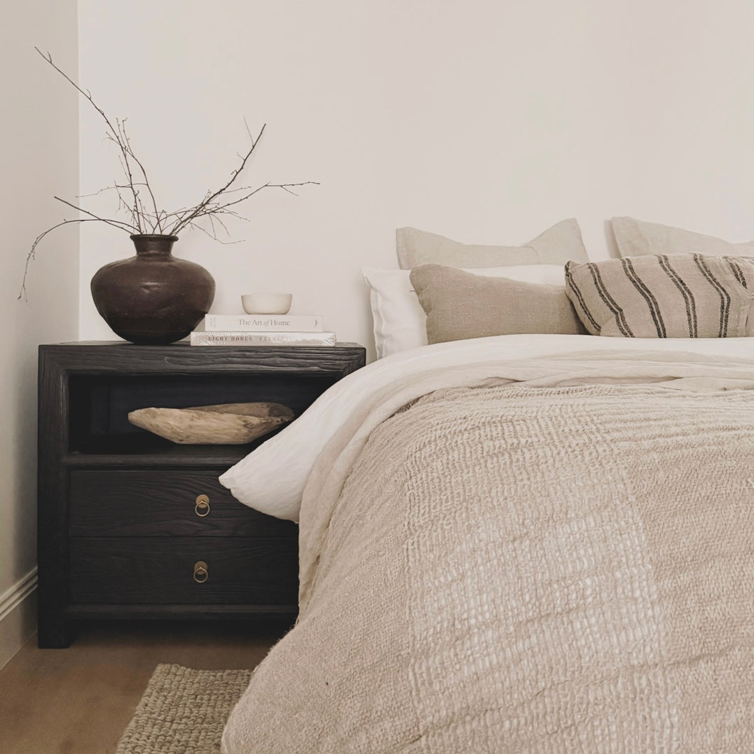 Heritage Bedside Table _ XL _ Textured Black