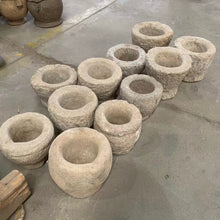 Load image into Gallery viewer, Antique Sandstone Mortar _ Stone Grey Beige

