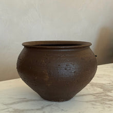 Load image into Gallery viewer, Rustic Brown Pot Vase
